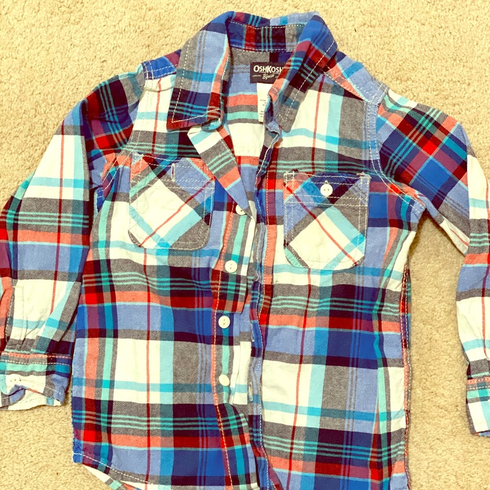 👶🏼 2T button up shirt